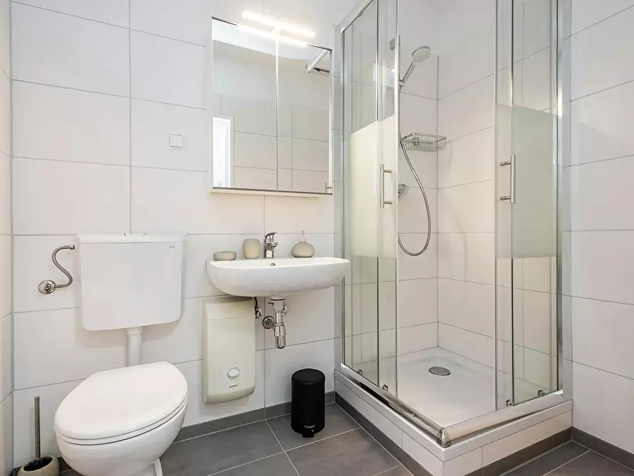 Immagine 7 di Appartamento in affitto  in Mehringplatz a Berlin Kreuzberg