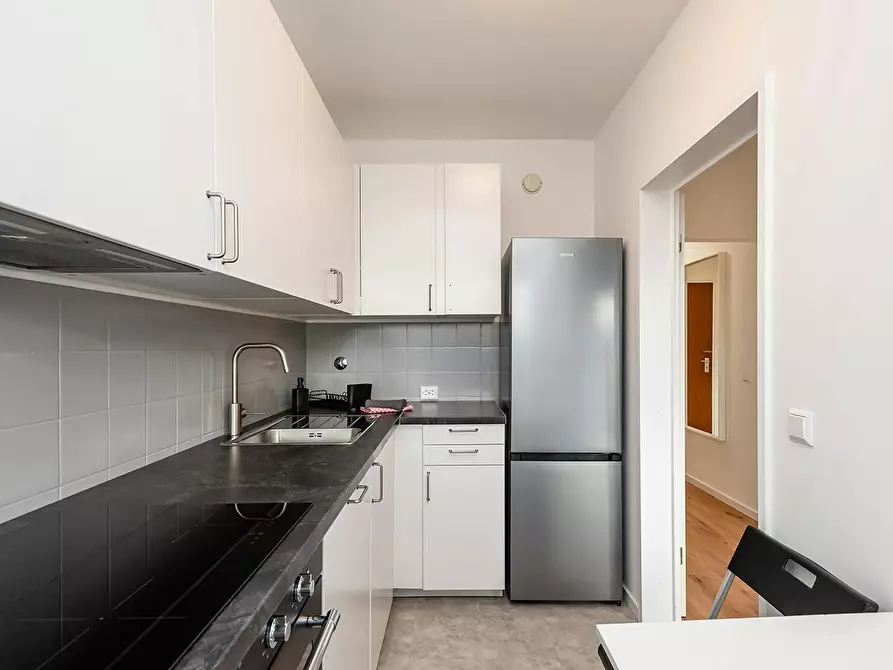 Immagine 5 di Appartamento in affitto  in Mehringplatz a Berlin Kreuzberg