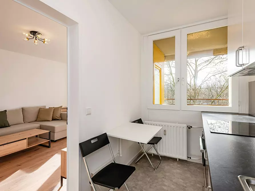 Immagine 6 di Appartamento in affitto  in Mehringplatz a Berlin Kreuzberg