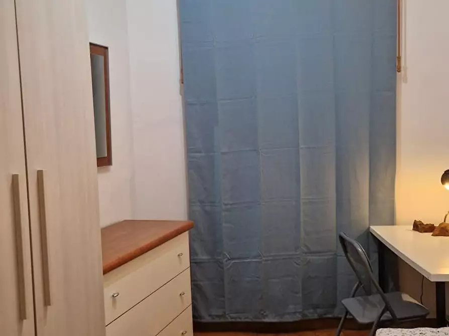 Immagine 4 di Camera in affitto  in Via Fondazza a Bologna