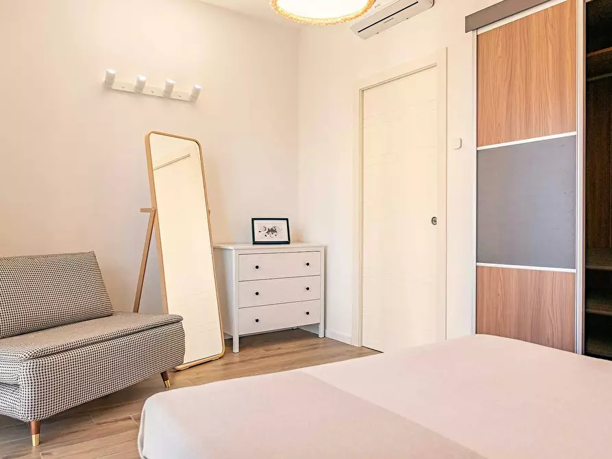 Immagine 5 di Appartamento in affitto  in Via Creta a Milano