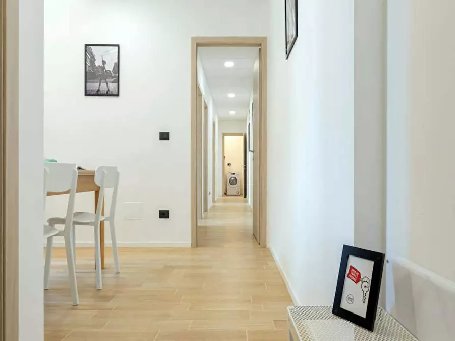 Immagine 9 di Camera in affitto  in Via Padova a Torino