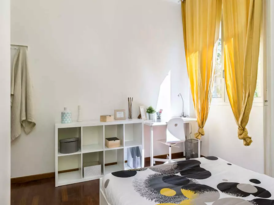 Immagine 5 di Camera in affitto  in Via Giuseppe Frua a Milano