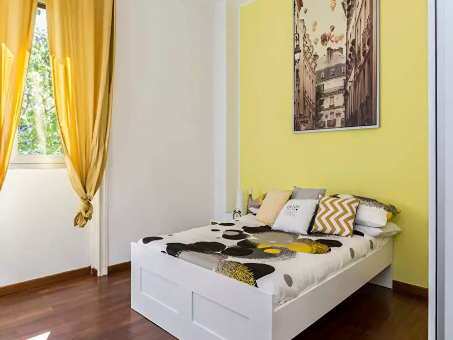 Immagine 3 di Camera in affitto  in Via Giuseppe Frua a Milano