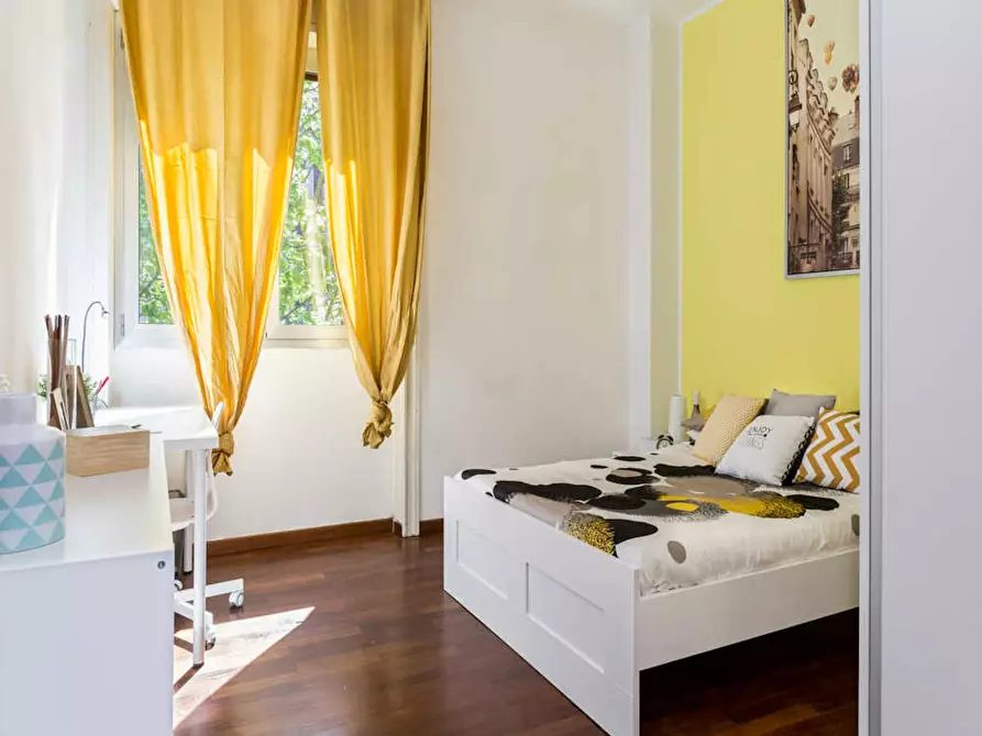 Immagine 2 di Camera in affitto  in Via Giuseppe Frua a Milano