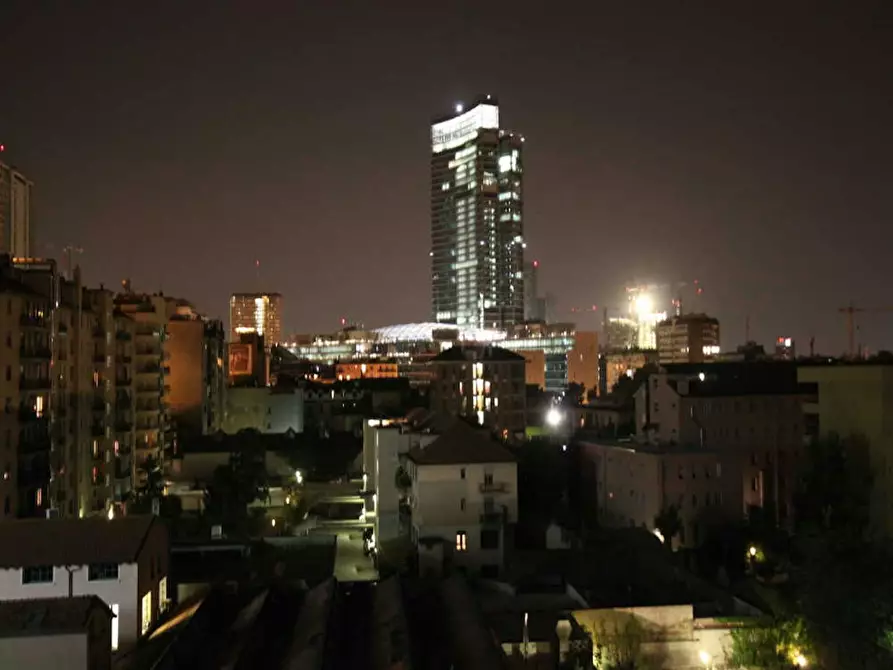 Immagine 10 di Camera in affitto  in Viale Sondrio a Milano