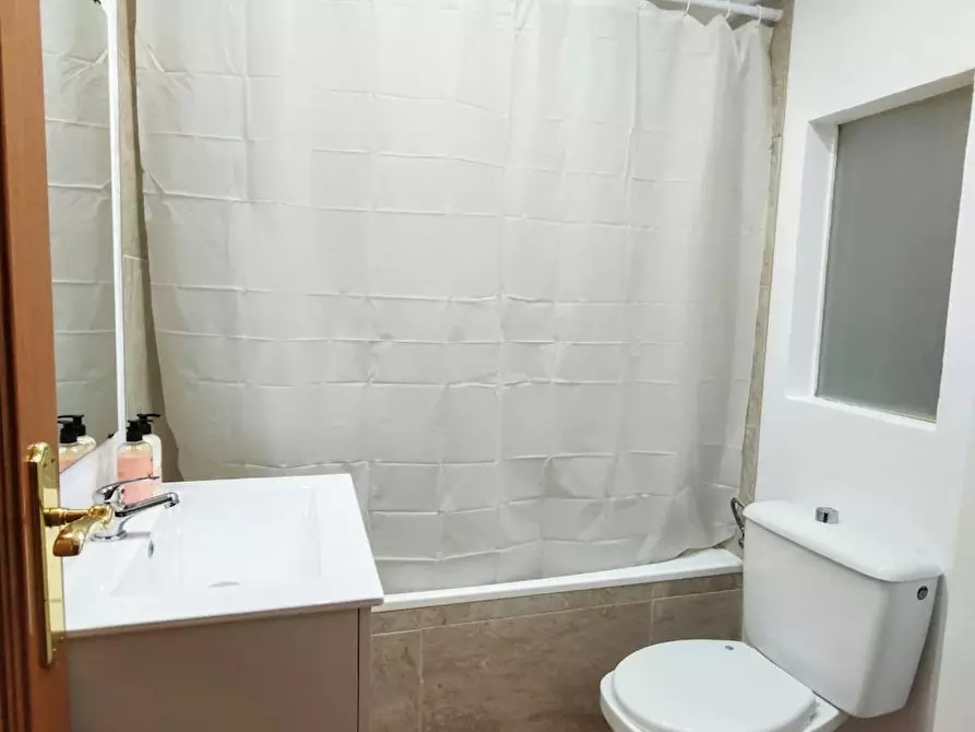 Immagine 9 di Camera in affitto  in Carrer de Vázquez de Mella a Burjassot