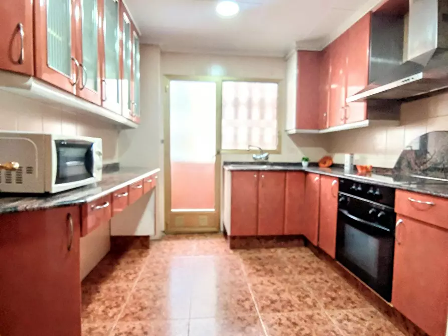 Immagine 10 di Camera in affitto  in Carrer de Vázquez de Mella a Burjassot