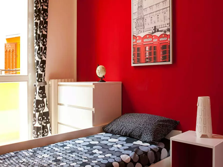 Immagine 5 di Camera in affitto  in Via Marsala a Bologna