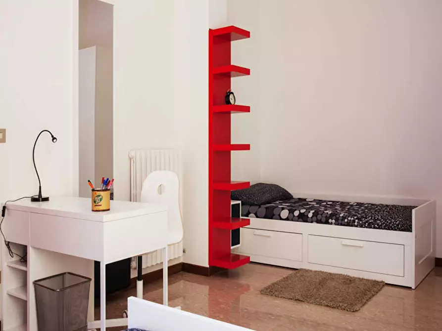 Immagine 2 di Camera in affitto  in Via Marsala a Bologna