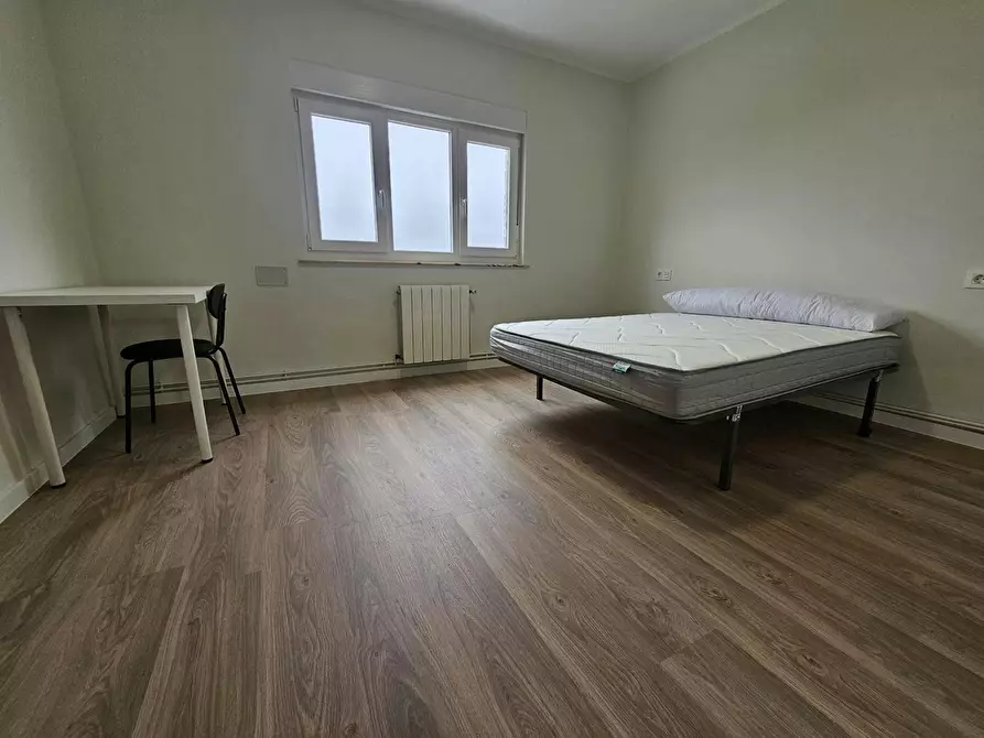 Immagine 2 di Camera in affitto  in Calle Costa Verde a Oviedo