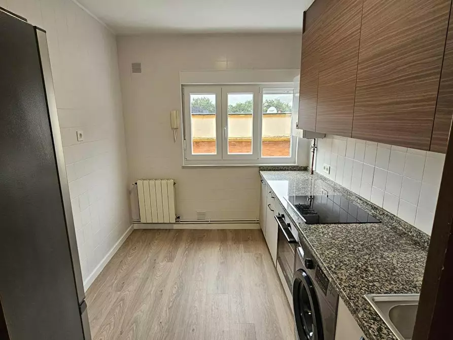 Immagine 9 di Camera in affitto  in Calle Costa Verde a Oviedo