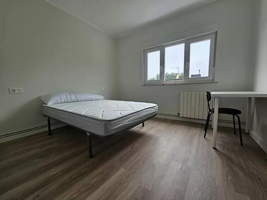 Immagine 3 di Camera in affitto  in Calle Costa Verde a Oviedo