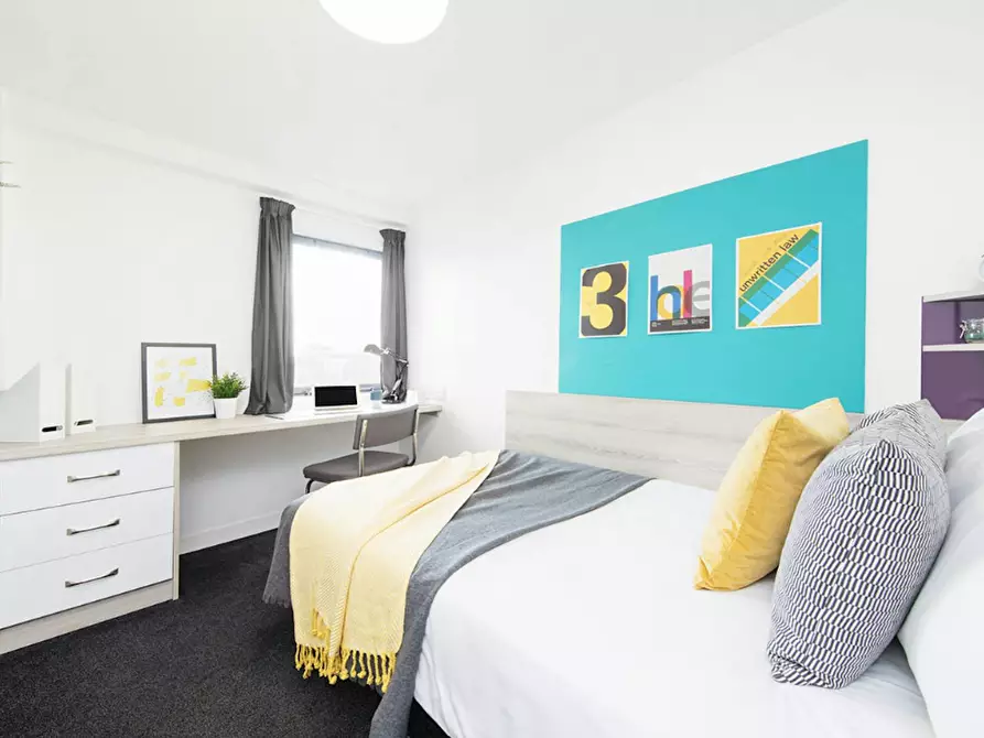 Immagine 2 di Camera in affitto  in Duke Street a 