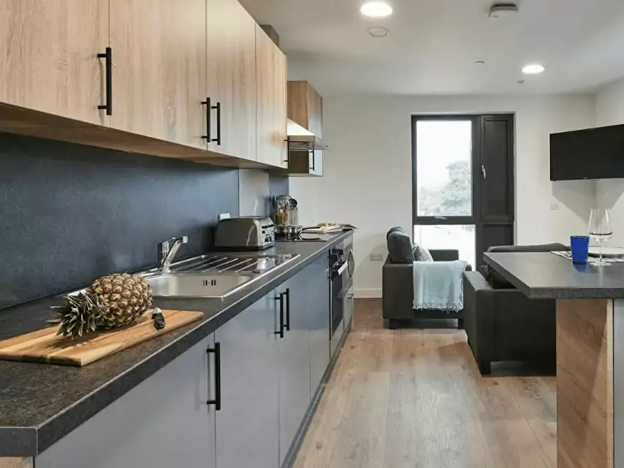 Immagine 3 di Camera in affitto  in Cumberland Place a 