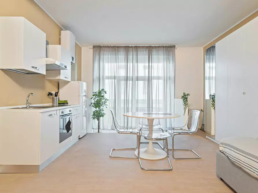 Immagine 3 di Appartamento in affitto  in Via Luciano Manara a Milano