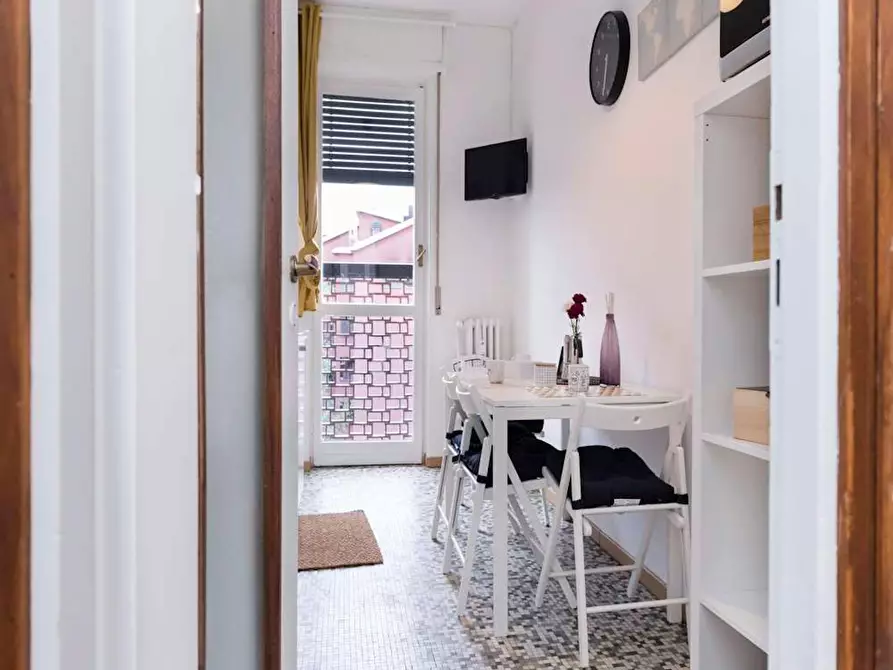 Immagine 7 di Camera in affitto  in Via dei Mandorli a Buccinasco