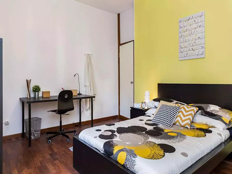 Immagine 2 di Camera in affitto  in Via Giuseppe Frua a Milano