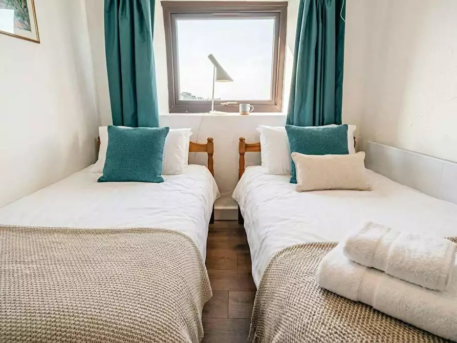Immagine 10 di Casa indipendente in affitto  in A39 a Bude