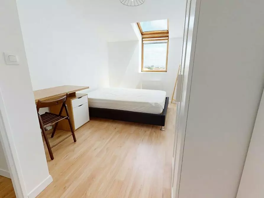 Immagine 1 di Camera in affitto  in Cours du Maréchal Gallieni a Bordeaux