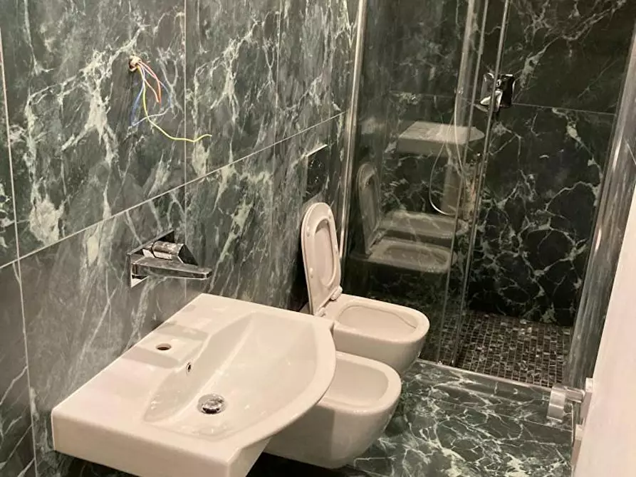Immagine 5 di Camera in affitto  in Via Manlio e Gioacchino Savaré a Milano