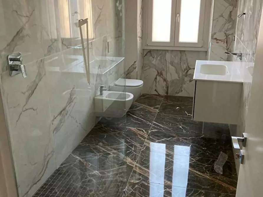 Immagine 6 di Camera in affitto  in Via Manlio e Gioacchino Savaré a Milano