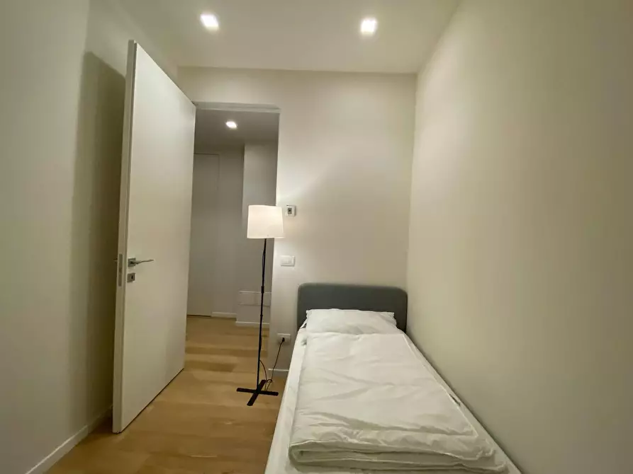 Immagine 4 di Camera in affitto  in Via Manlio e Gioacchino Savaré a Milano
