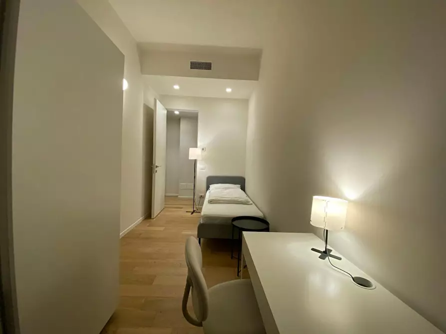 Immagine 3 di Camera in affitto  in Via Manlio e Gioacchino Savaré a Milano