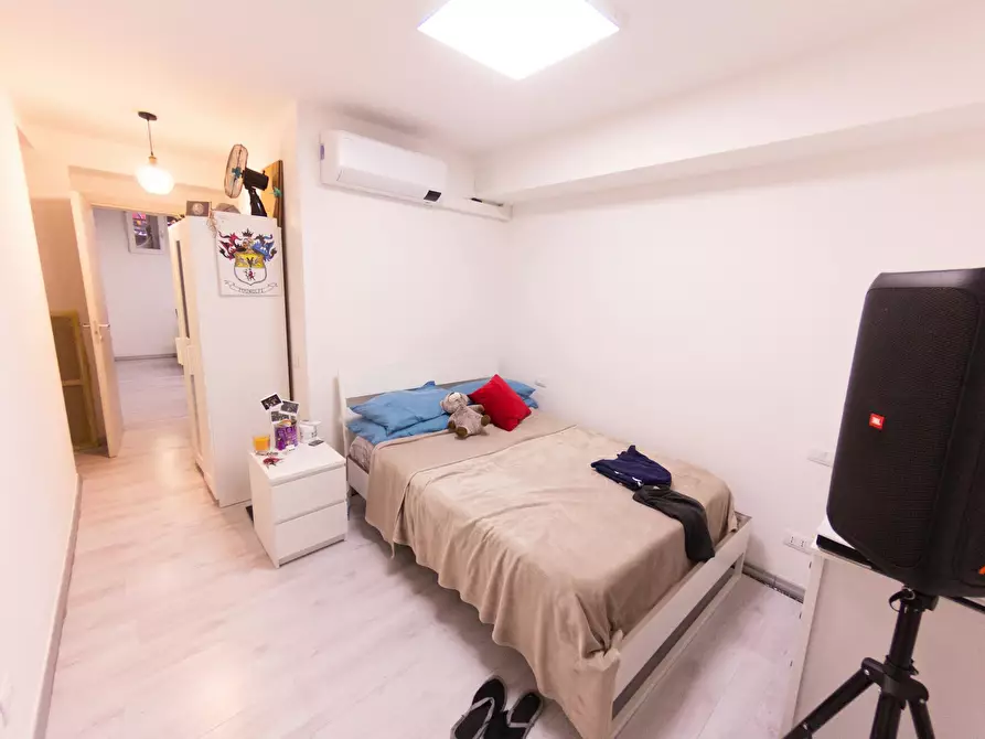 Immagine 1 di Camera in affitto  in Via Claudia a Milano