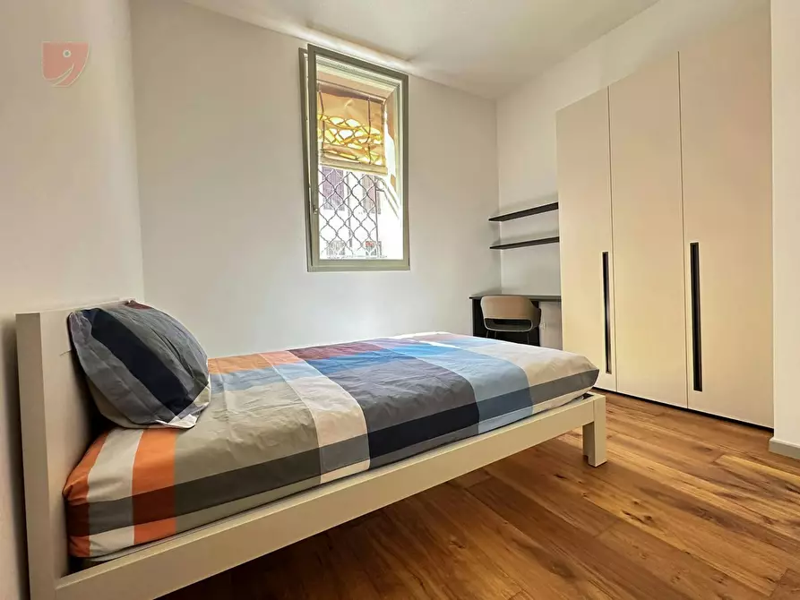 Immagine 3 di Camera in affitto  in Via Montebello a Ferrara