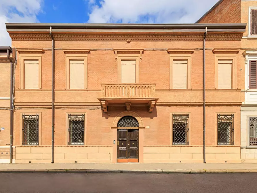 Immagine 8 di Camera in affitto  in Via Montebello a Ferrara