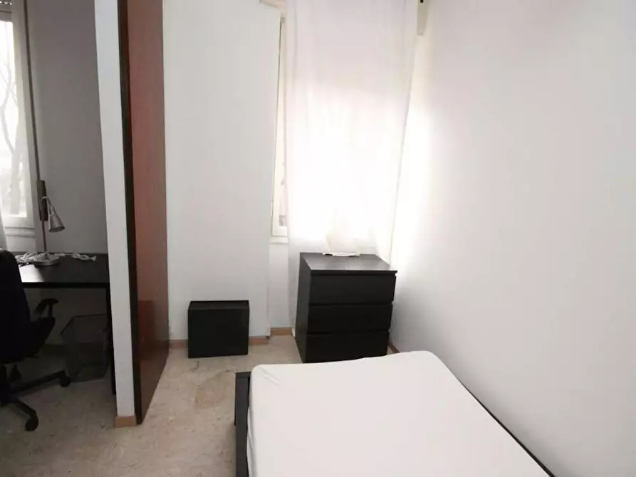 Immagine 3 di Camera in affitto  in Via Bartolomeo D'Alviano a Milano