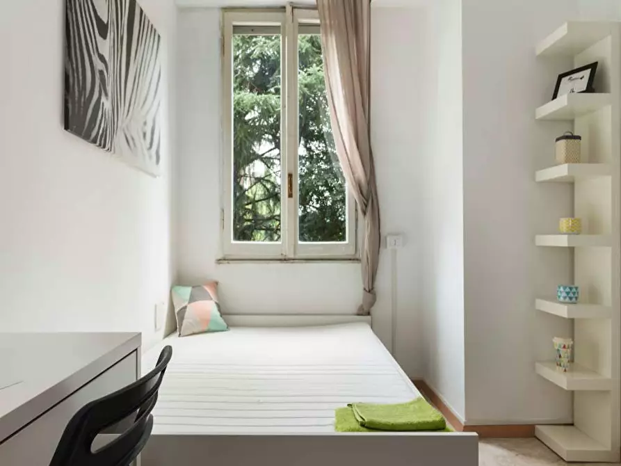 Immagine 1 di Camera in affitto  in Via Bartolomeo D'Alviano a Milano