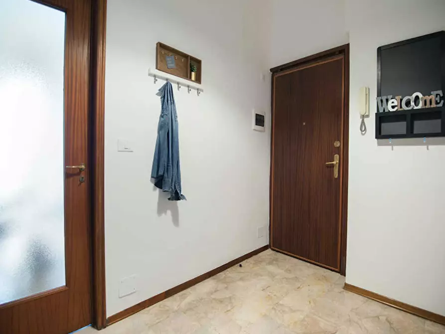 Immagine 7 di Camera in affitto  in Corso Cosenza a Torino