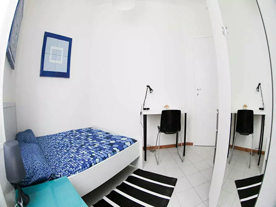 Immagine 2 di Camera in affitto  in Via Nicola D'Apulia a Milano