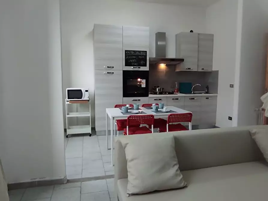 Immagine 6 di Camera in affitto  in Via Alberto La Marmora a Nuoro