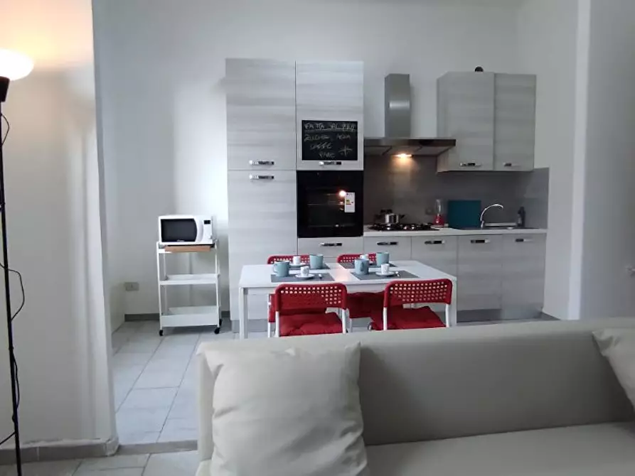 Immagine 8 di Camera in affitto  in Via Alberto La Marmora a Nuoro