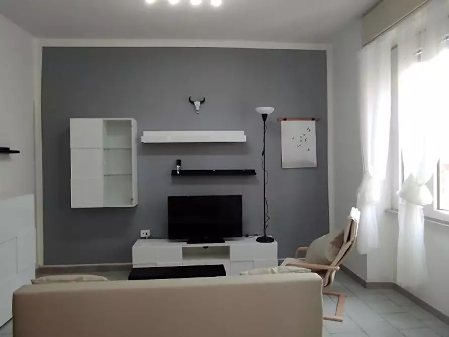 Immagine 8 di Camera in affitto  in Via Alberto La Marmora a Nuoro