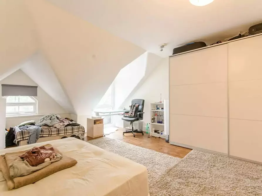 Immagine 4 di Appartamento in affitto  in Finchley Road a Camden Town