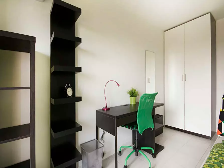 Immagine 8 di Camera in affitto  in Largo Cavalieri di Malta a Milano