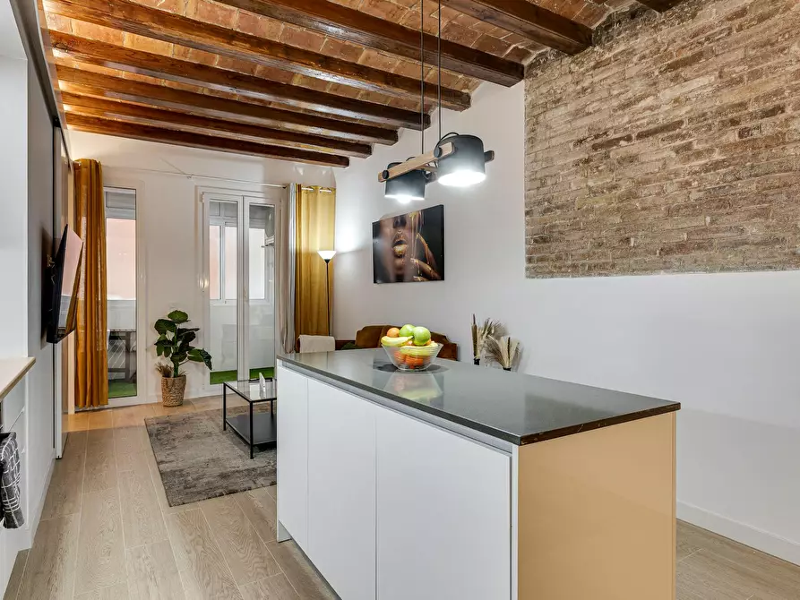 Immagine 6 di Appartamento in affitto  in Carrer de Piquer a Barcelona