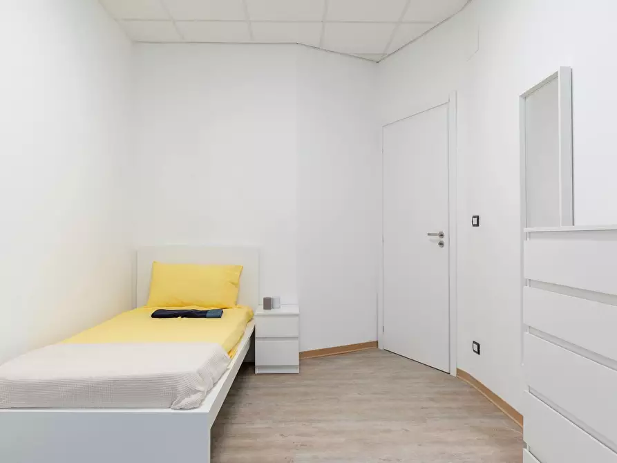 Immagine 2 di Camera in affitto  in Via Frinco a Torino