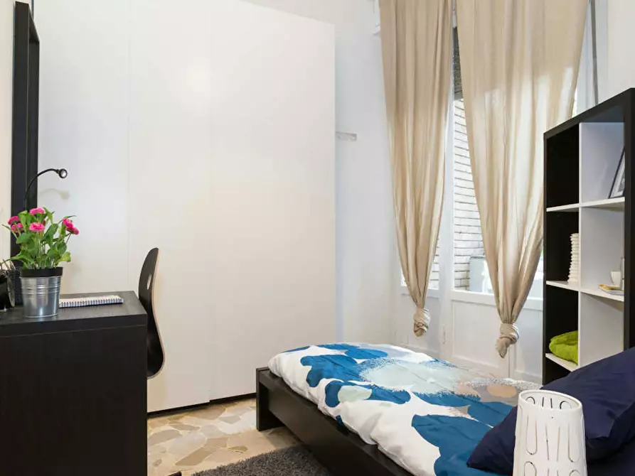 Immagine 5 di Camera in affitto  in Via Bartolomeo D'Alviano a Milano