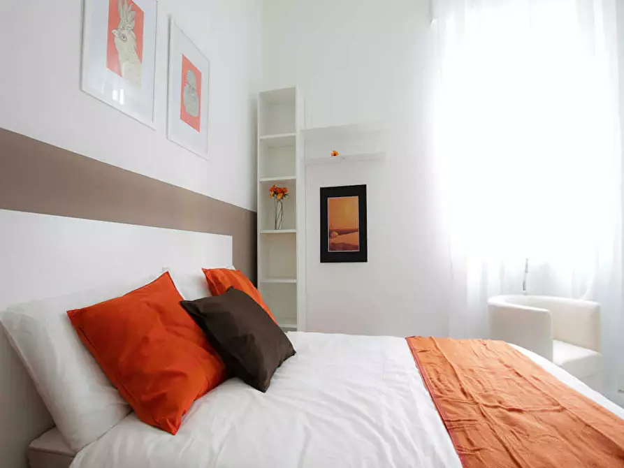 Immagine 3 di Camera in affitto  in Viale Ortles a Milano