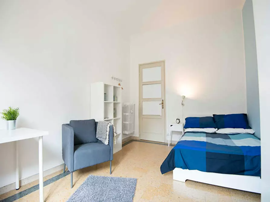 Immagine 4 di Camera in affitto  in Corso Re Umberto a Torino