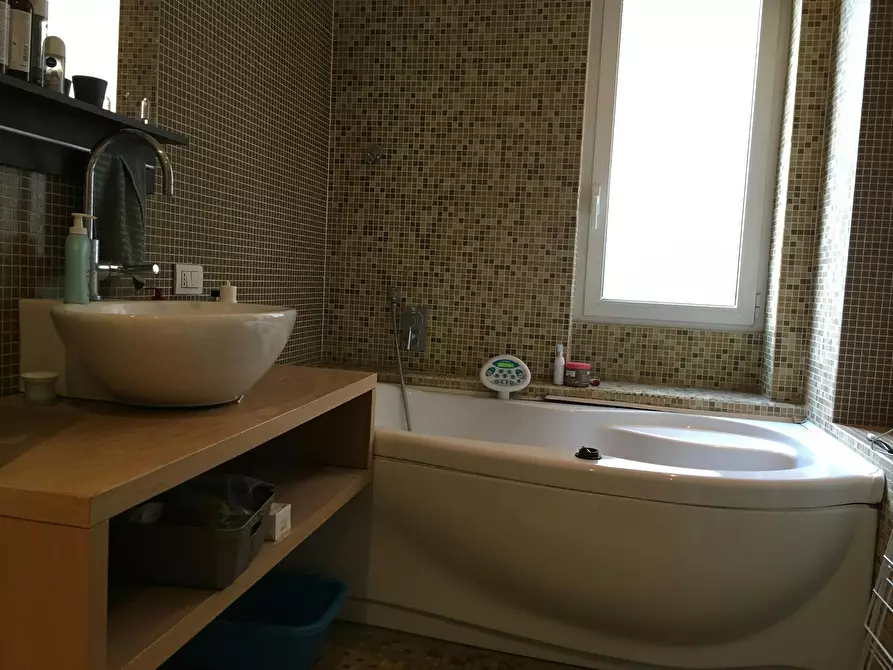 Immagine 5 di Camera in affitto  in Via Orti a Milano