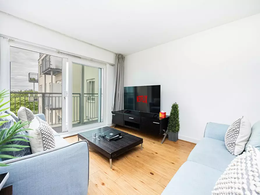 Immagine 3 di Casa indipendente in affitto  in Bantam House a Brent
