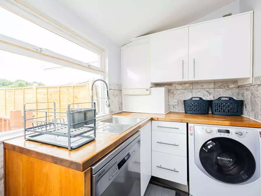 Immagine 6 di Casa indipendente in affitto  in Tillingdown Hill a Whyteleafe