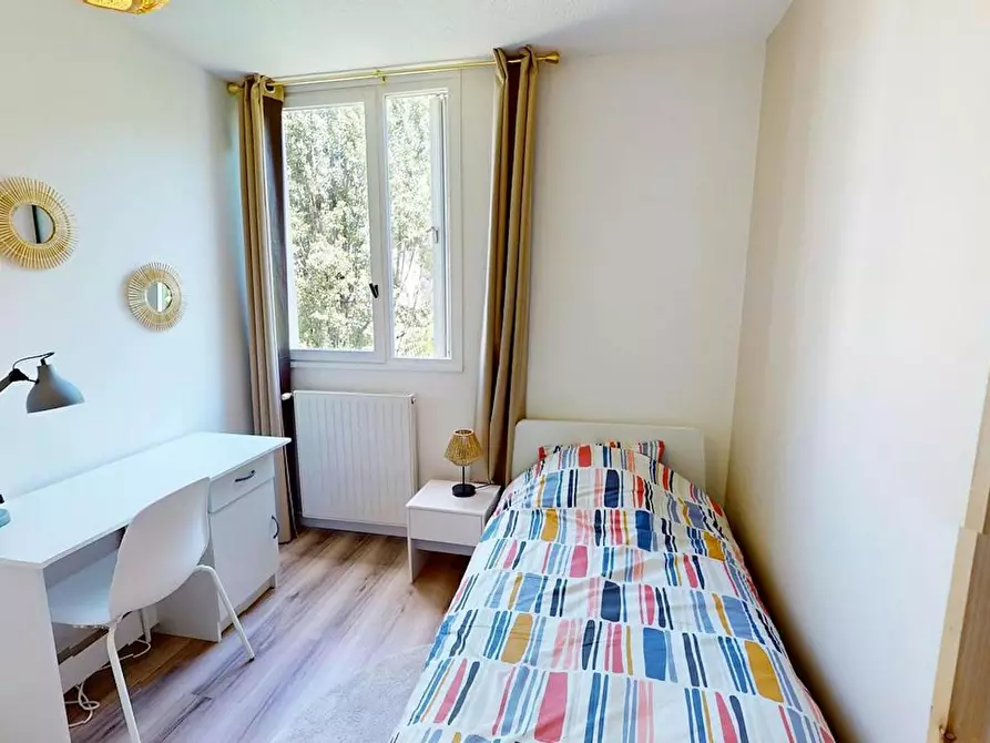 Immagine 2 di Camera in affitto  in Rue du Général Delestraint a Lormont