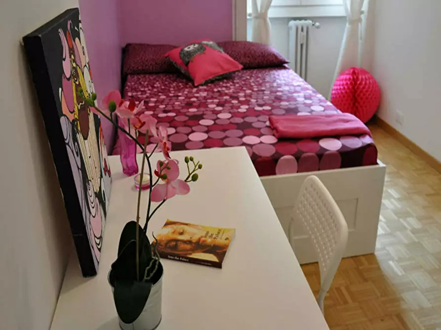 Immagine 3 di Camera in affitto  in Via Carlo Botta a Milano